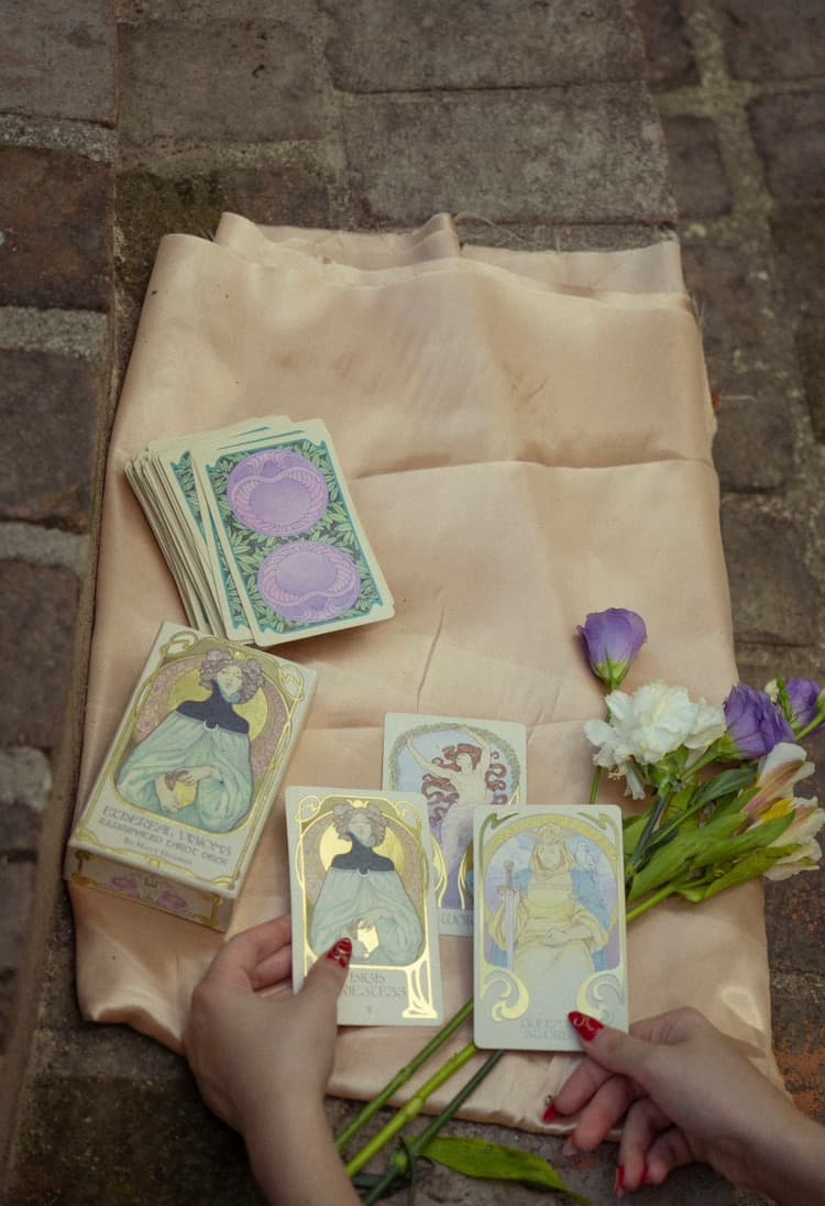 Quarterly Reading (Tarot) - NEW