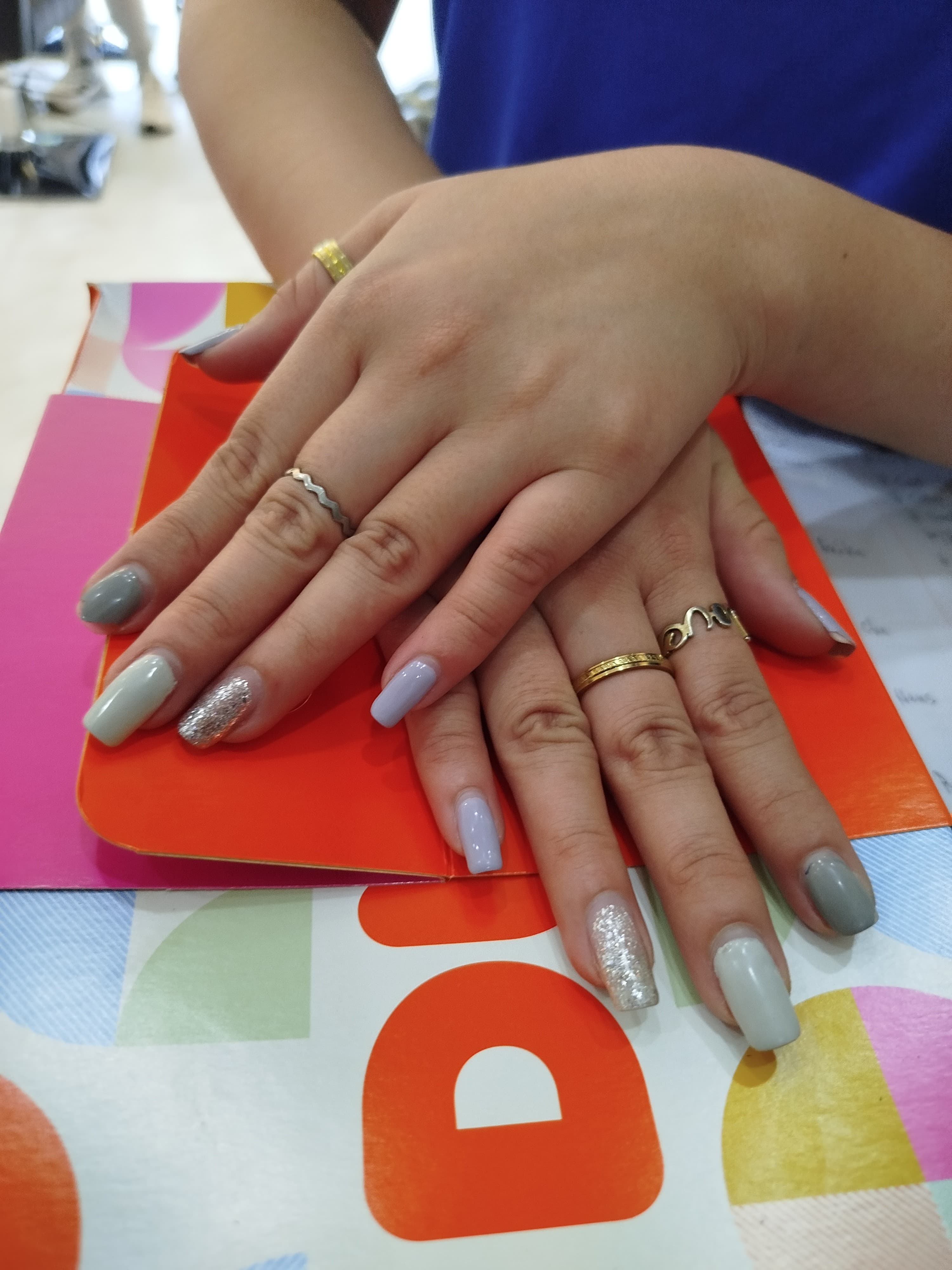 Hair and nails services